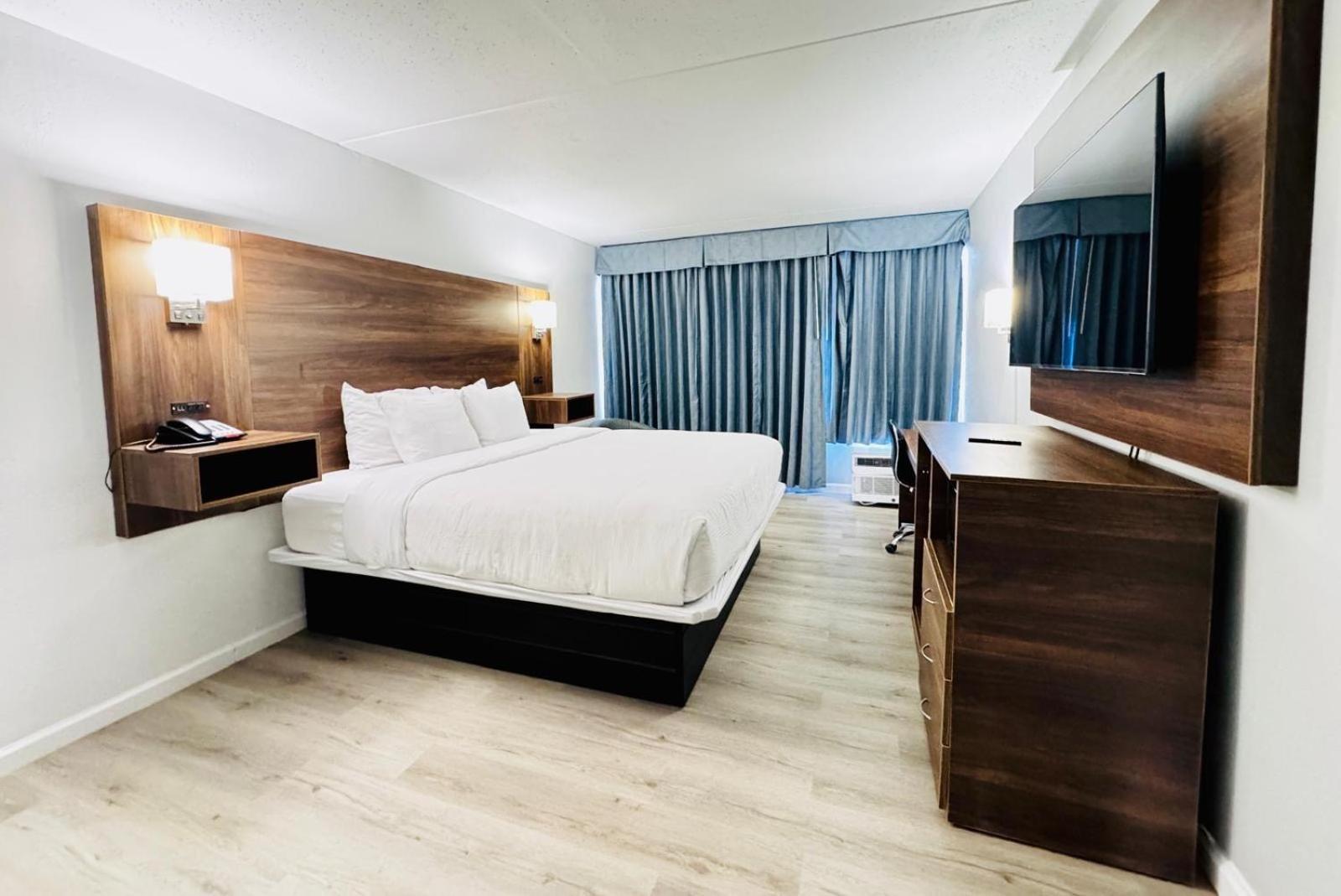 Hotel Baymont By Wyndham - Chicago - - O'hare
